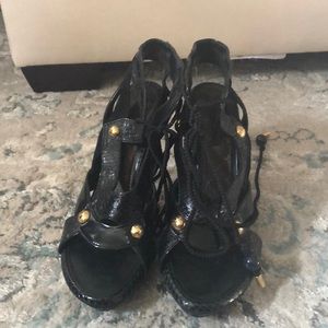 Louis Vuitton size 37.5 black heel/sandals